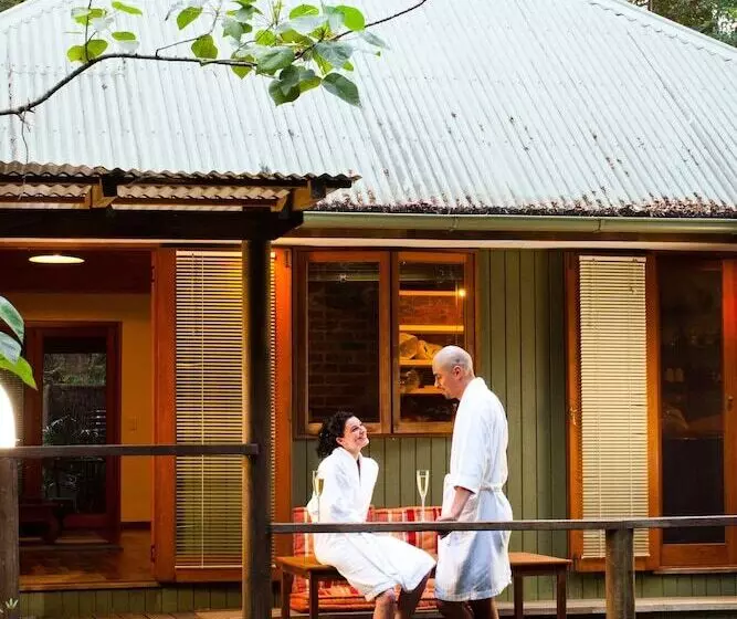 ベッドアンドブレックファースト Hunchy Hideaway