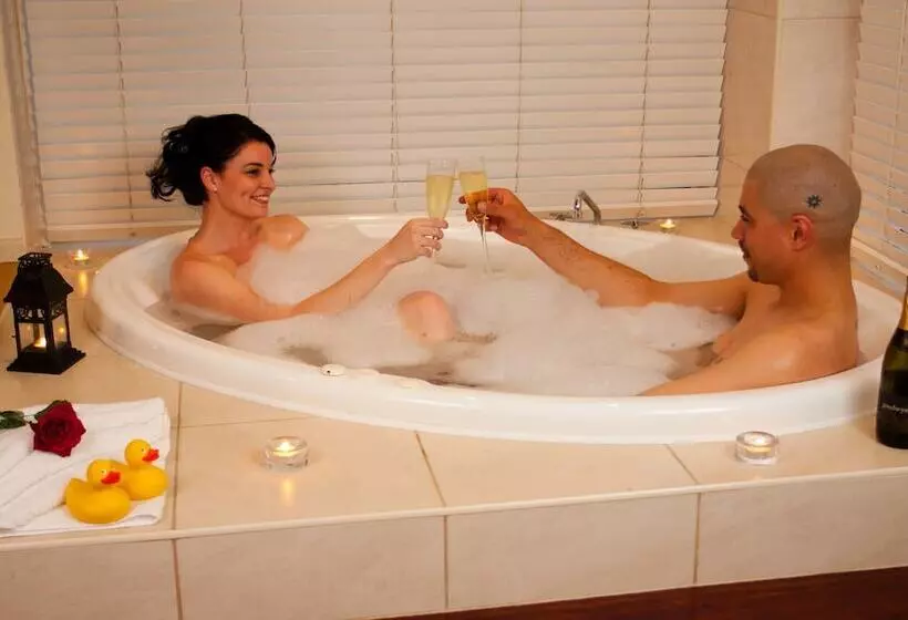 ベッドアンドブレックファースト Hunchy Hideaway