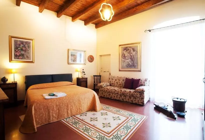 Aamiaismajoitus (B&B) Vinslounge Suite