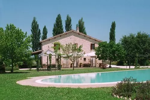 酒店 Agriturismo Le Due Torri Ponte Pazienza