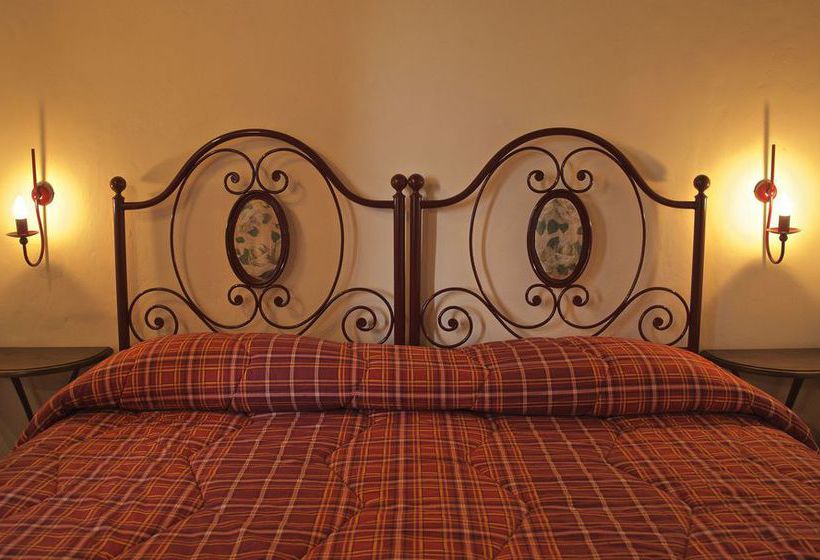 בית מלון כפרי Agriturismo Le Due Torri Ponte Pazienza