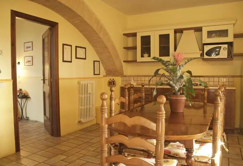 酒店 Agriturismo Le Due Torri Ponte Pazienza