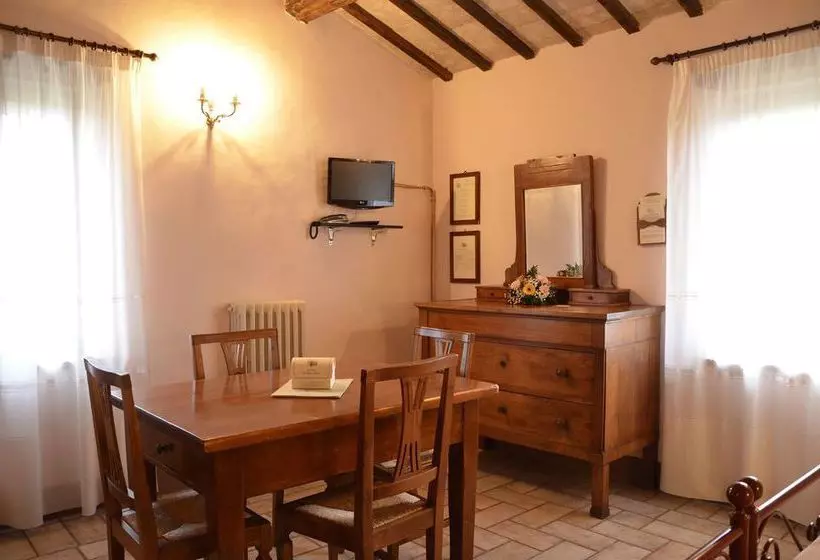 酒店 Agriturismo Le Due Torri Ponte Pazienza