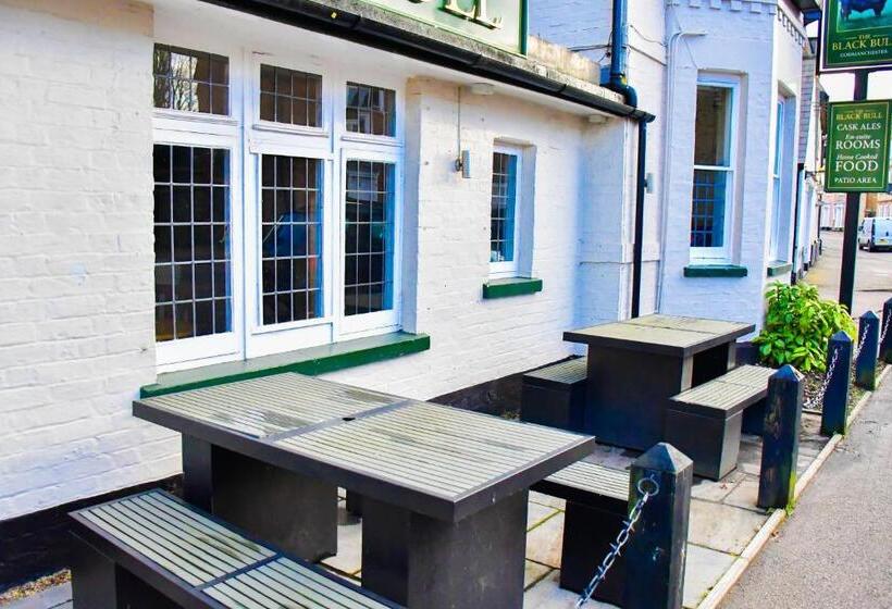בית מלון כפרי Black Bull Godmanchester