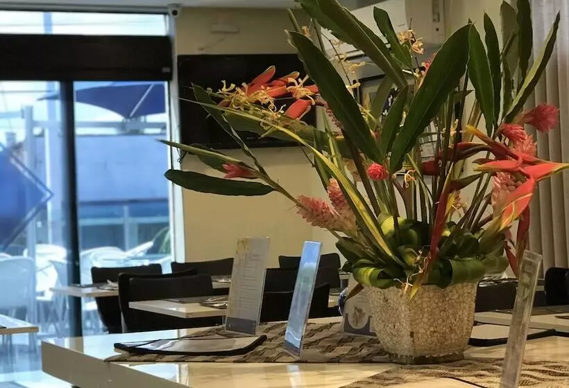 Hotel Camaçari Plaza