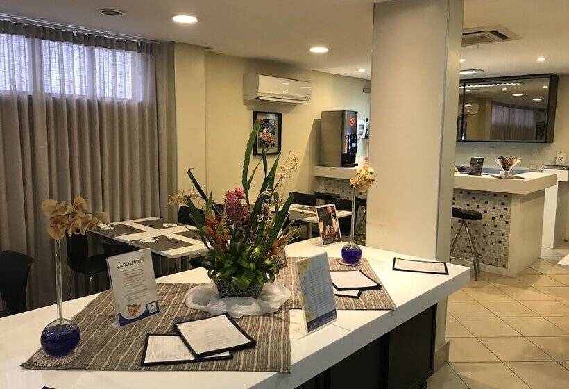 בית מלון כפרי Camaçari Plaza