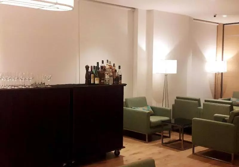 Hotel Fairfield By Marriott Pune Kharadi