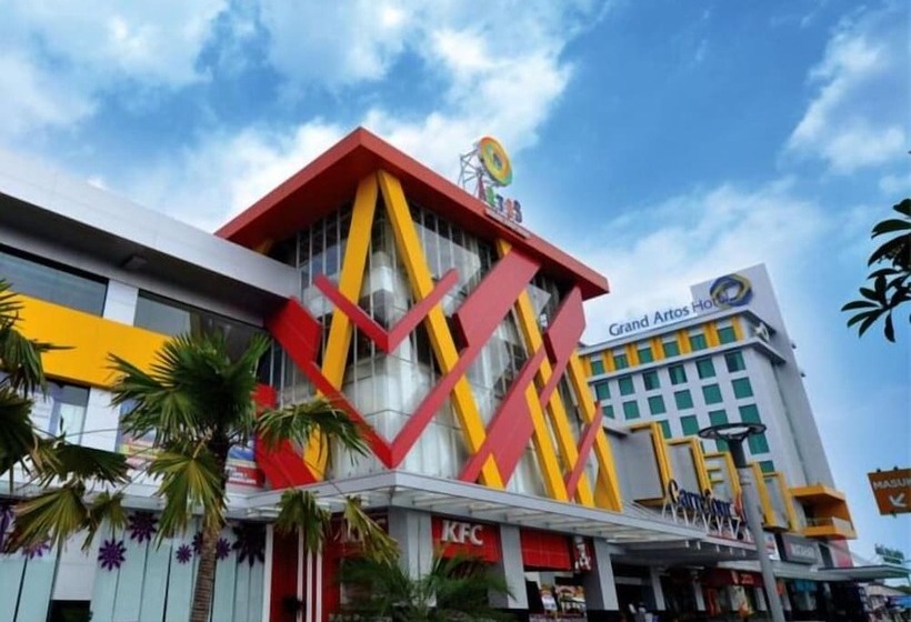 Grand Artos Hotel & Convention