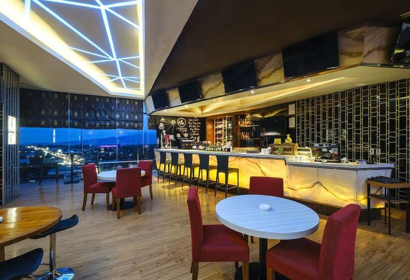 Grand Artos Hotel & Convention