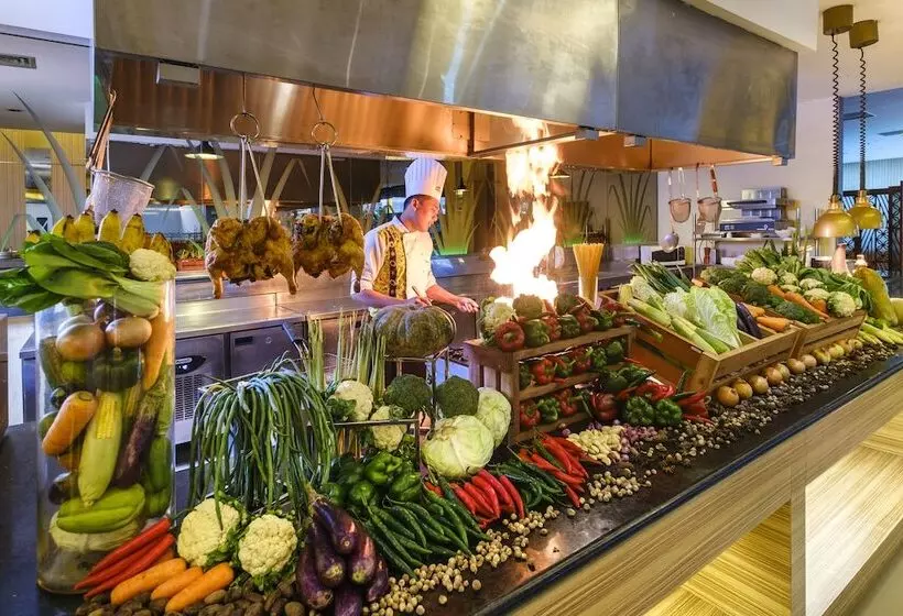 Grand Artos Hotel & Convention