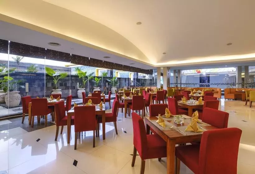 Grand Artos Hotel & Convention