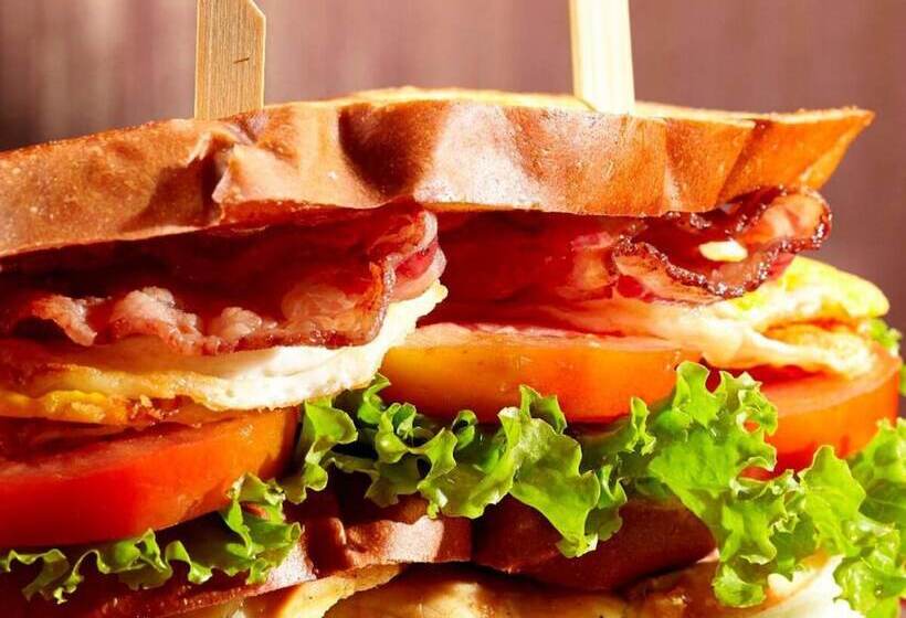 Grand Artos Hotel & Convention