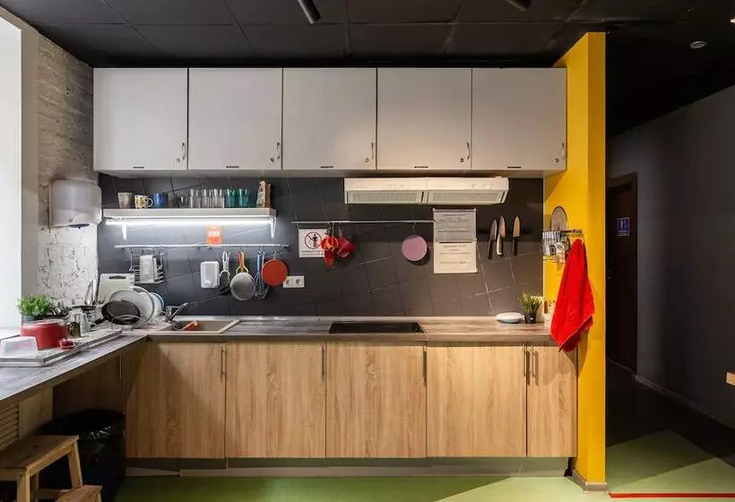 هتل Hostels Rus   Chistye Prudy