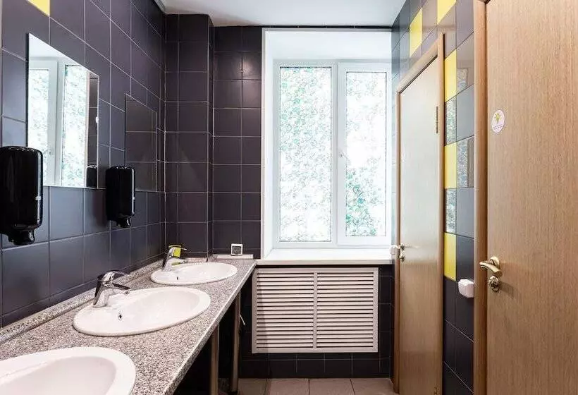 هتل Hostels Rus   Chistye Prudy