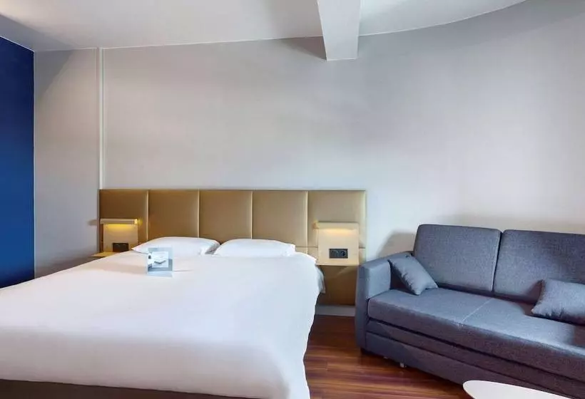 هتل Ibis Budget La Roche Sur Yon Vendespace