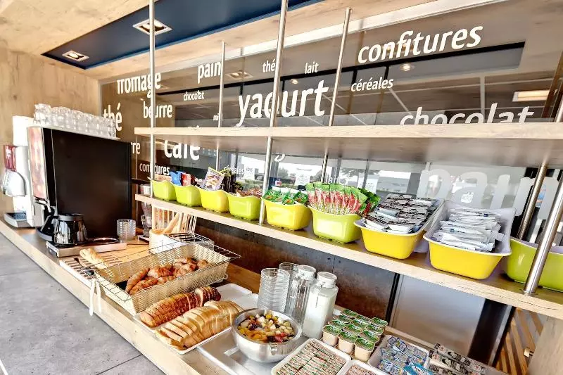 هتل Ibis Budget La Roche Sur Yon Vendespace