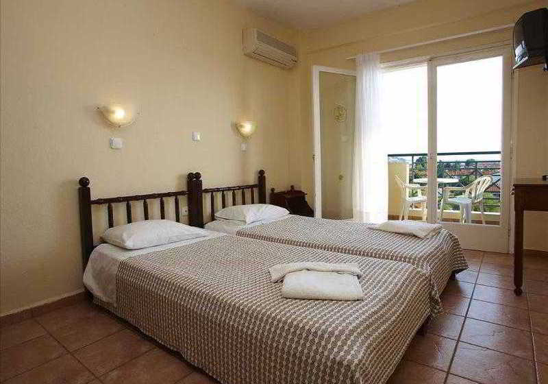 ホテル Julia Studios