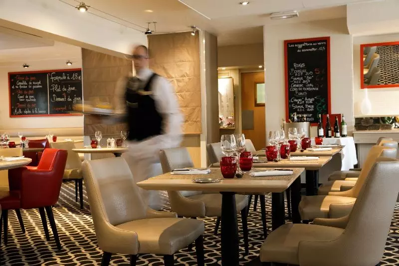 酒店 Logis Hôtel L Orée De Chartres Barjouville