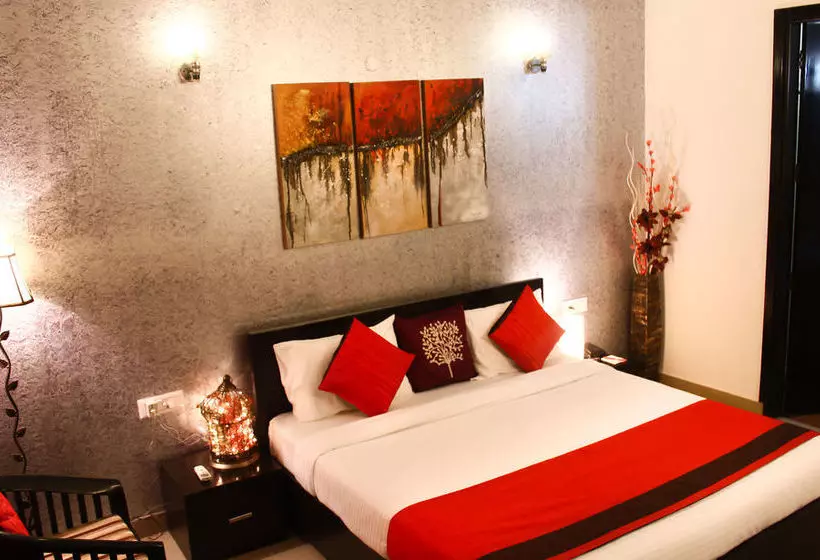 ホテル O Golf Stays Near Aravali Biodiversity Park