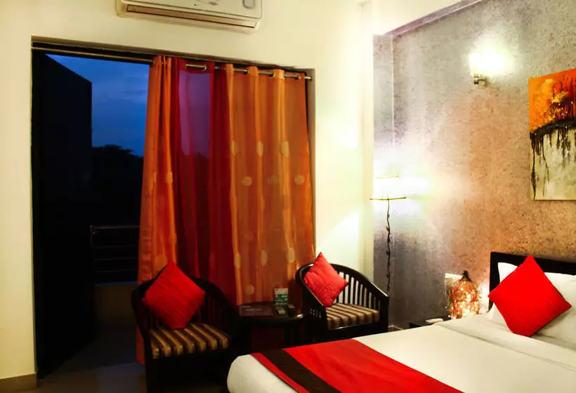 ホテル O Golf Stays Near Aravali Biodiversity Park