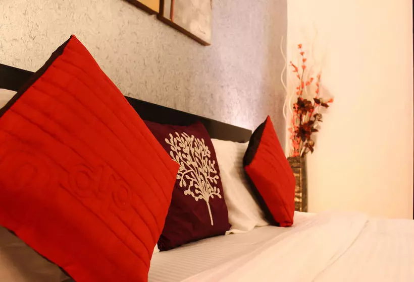 ホテル O Golf Stays Near Aravali Biodiversity Park