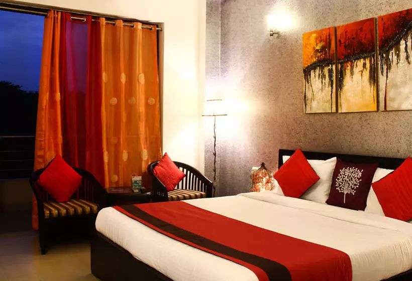 ホテル O Golf Stays Near Aravali Biodiversity Park