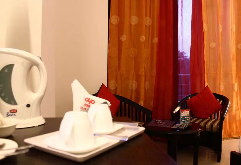ホテル O Golf Stays Near Aravali Biodiversity Park