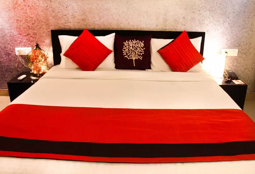 ホテル O Golf Stays Near Aravali Biodiversity Park