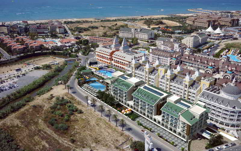 Hotel Palm World Resort & Spa Side   All Inclusive