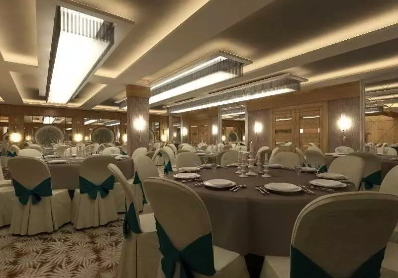 בית מלון כפרי Palm World Resort & Spa Side   All Inclusive