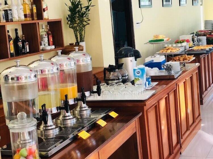 هتل Sunshine  Hoi An