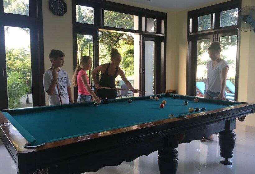 هتل Sunshine  Hoi An