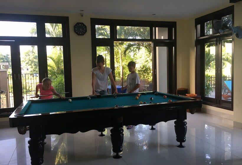 هتل Sunshine  Hoi An