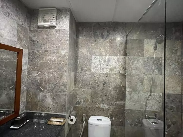 هتل Sunshine  Hoi An