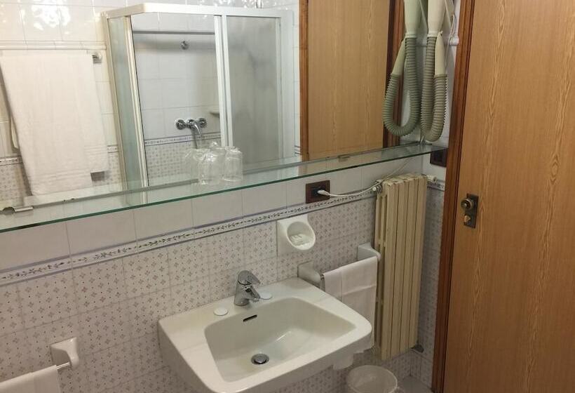 Отель Terme Marconi