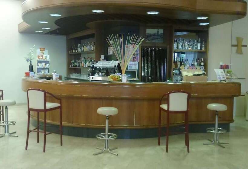 Отель Terme Marconi