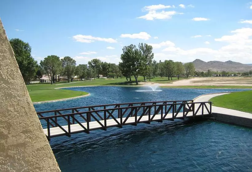 Отель The Inn At Silver Lakes