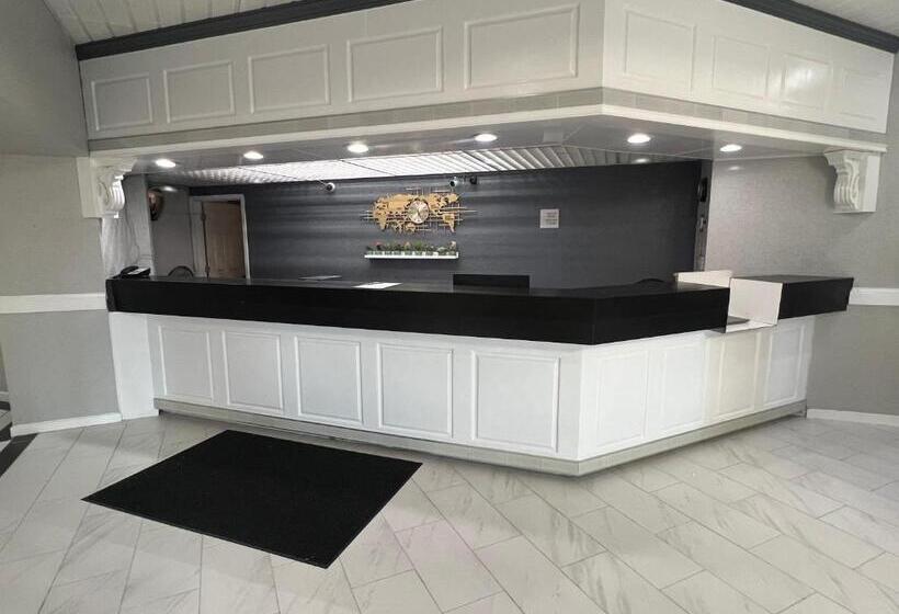 The Lodge Hotel And Banquets