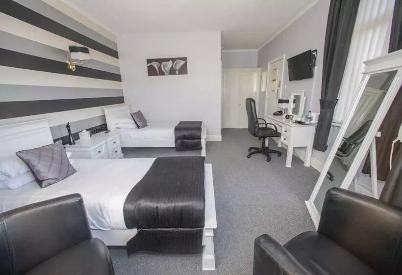 Пансион Tower House Executive Guest House