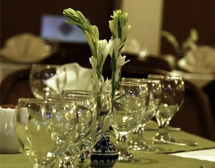 Sheza Inn Hotel Multan