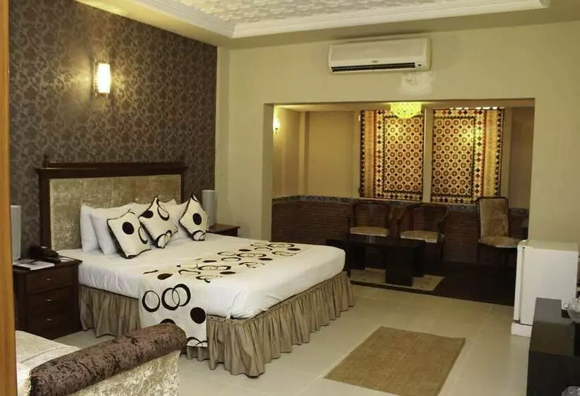 Sheza Inn Hotel Multan