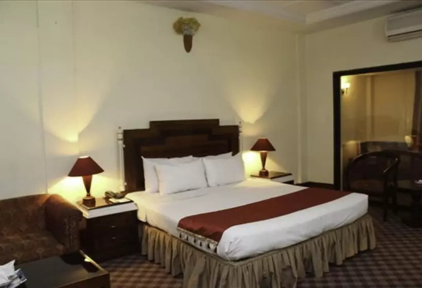 Sheza Inn Hotel Multan