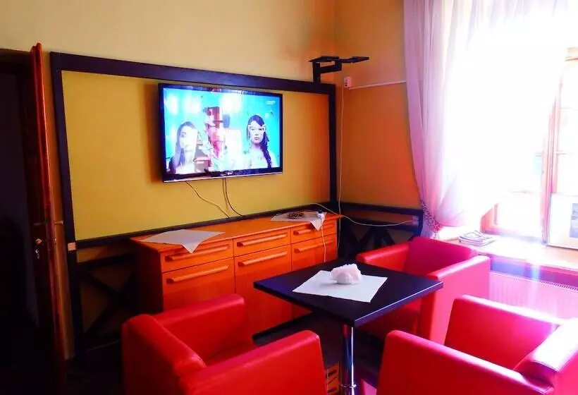 Hotelli Rytwiany Pałac