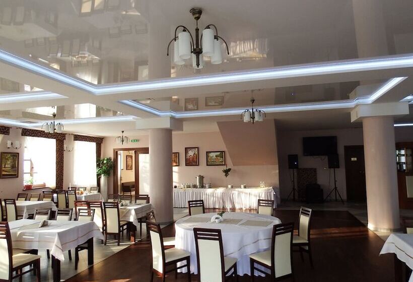 호텔 Rytwiany Pałac