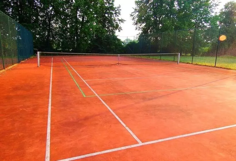 Hotelli Rytwiany Pałac