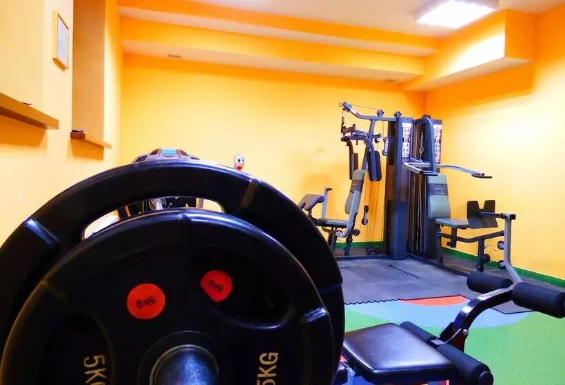 Hotelli Rytwiany Pałac