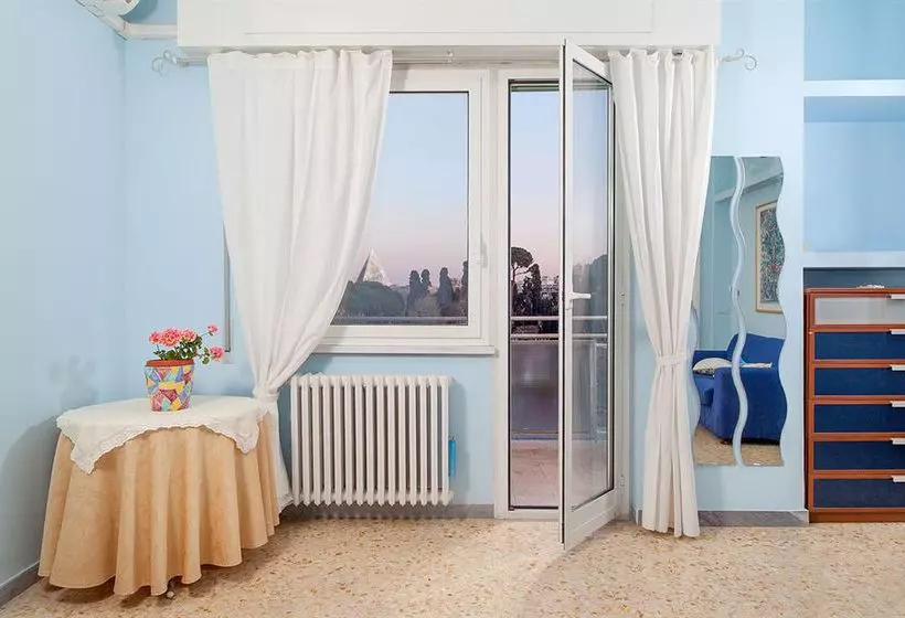 تختخواب و صبحانه A Casa A Testaccio