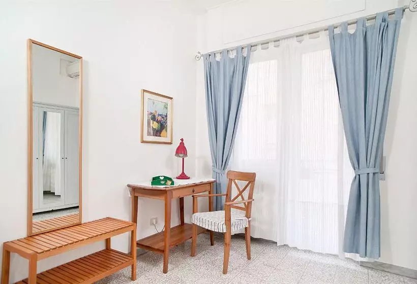 تختخواب و صبحانه A Casa A Testaccio