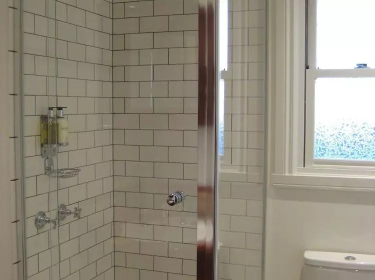 צימר Finches Country Guesthouse Hotel Beechworth