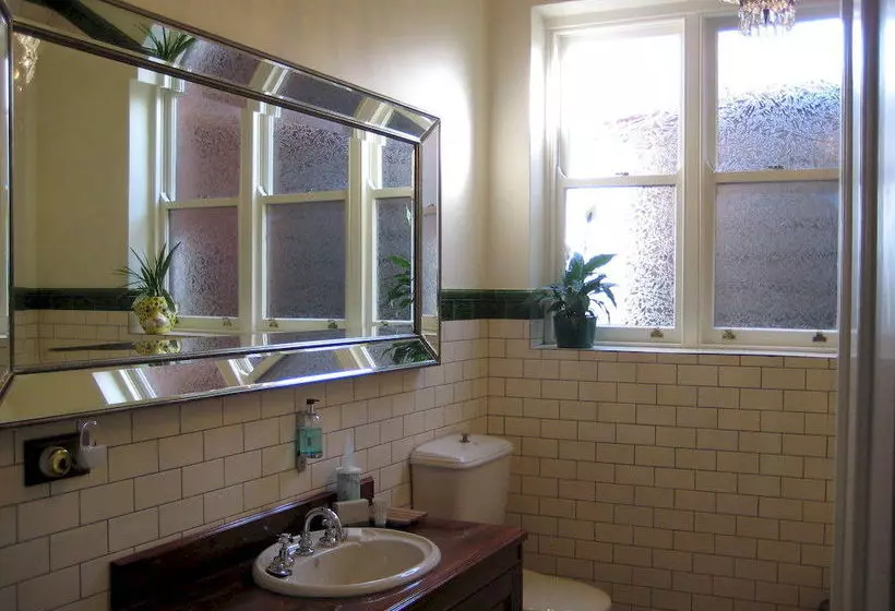 צימר Finches Country Guesthouse Hotel Beechworth